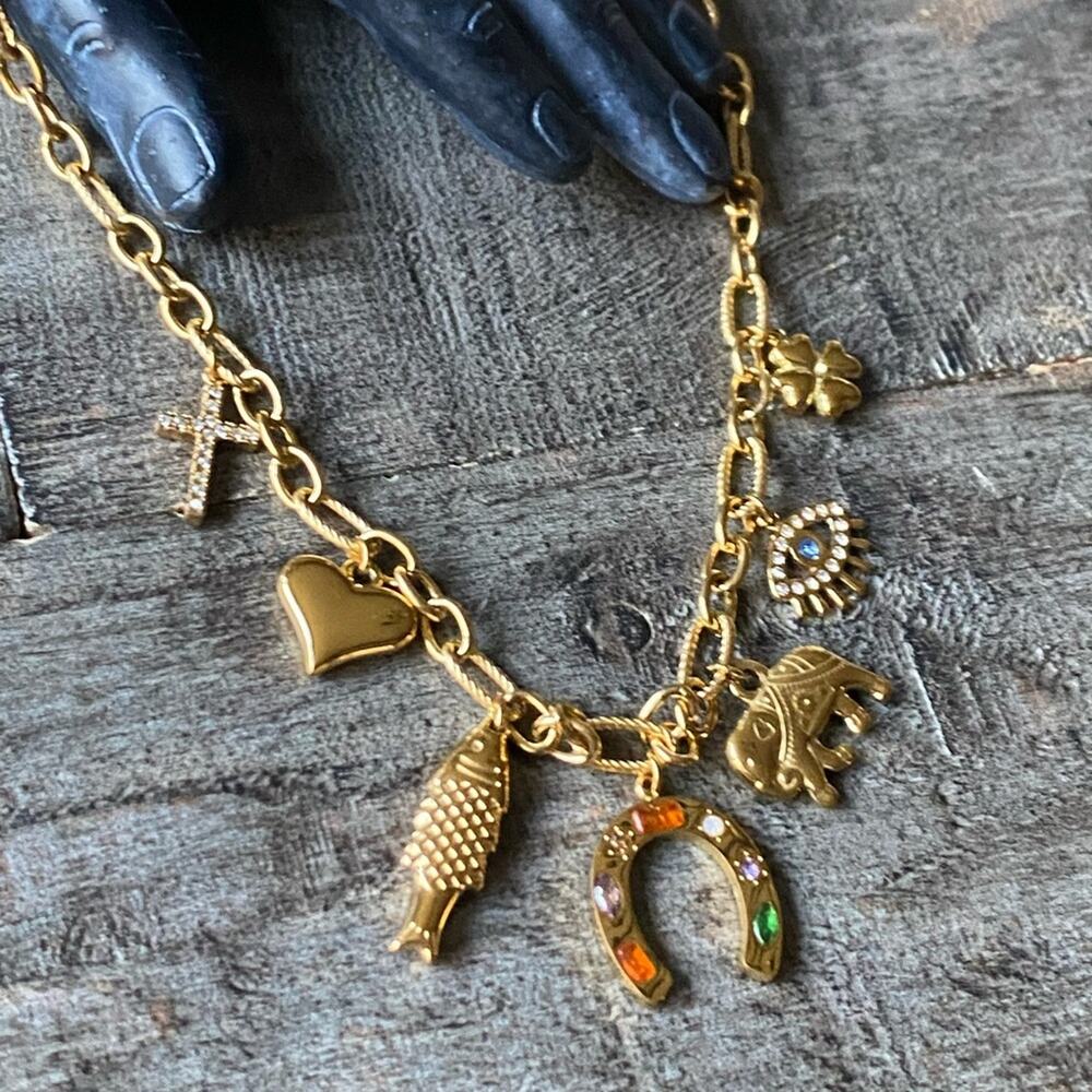 NEW Gold Lucky Charm Layering Necklace - Picture 5 of 8